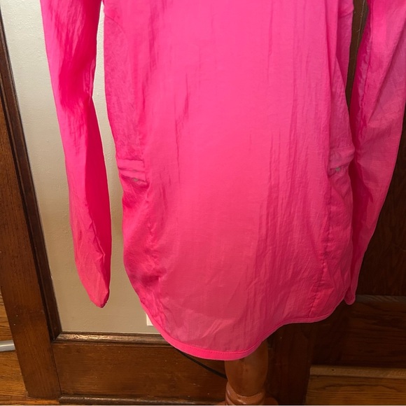 Nike Packable Transparent Woven Running Jacket in Pink Size XS Hooded - Picture 3 of 7